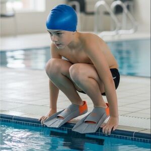 Speedo Short Competitive Swim Swimming Training Fitness Kick Fins Child Size 3 4